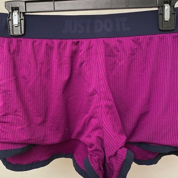 NIKE DRI-FIT Shorts Tennis Running Exercise Active - Picture 5 of 7